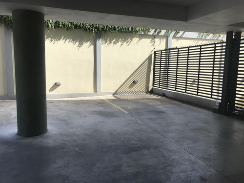 Lencke Vende - 2 Ambientes Con Cochera Y Vista Al Rio