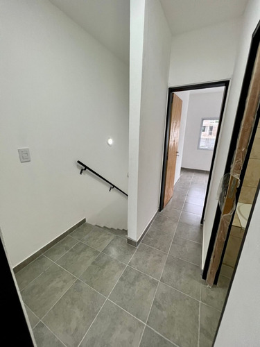 Imagen 7 de 29 de Duplex Dos Dormitorios