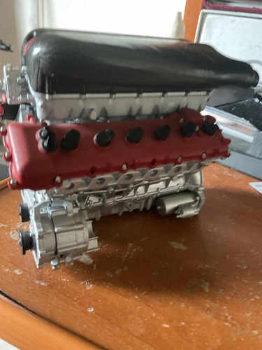 Construye La Ferrari A Escala 1:8 Parte Del Motor Panini