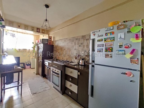 Imagen 9 de 23 de Apartamento En Venta Urb. San Pablo Lc#23-3027