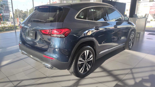 Imagen 3 de 11 de Mercedes-benz Clase Gla 200 Progressive