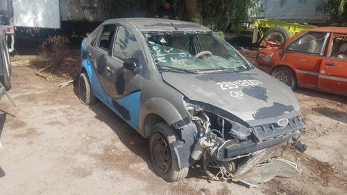 Ford Fiesta Desarmó Por Partes