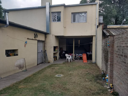 Imagen 3 de 3 de Casa - La Capital