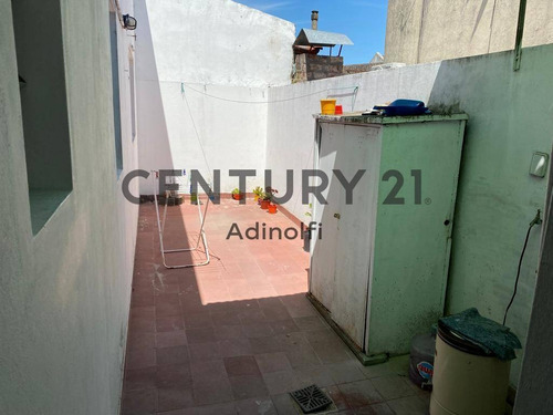 Imagen 10 de 18 de 72 E/ 29 Y 30 - Ph En Venta 1 Dormitorio Y Patio