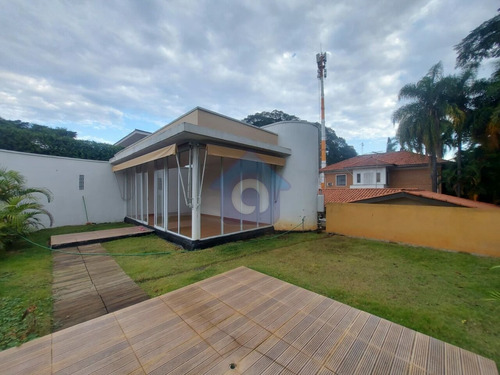 Imagem 2 de 15 de Amplo Sobrado, Imponente E De Esquina. - Tw17214