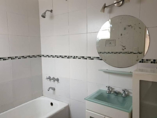 Venta De 2 Ambientes En Coghlan Excelente Zona
