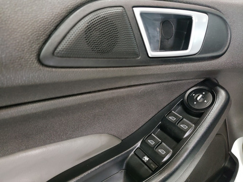 Newfiesta Se 1.6 Automatico 2015 Flex Completo