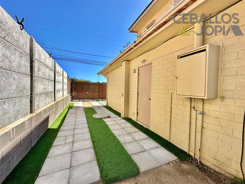Casa En Arriendo De 3 Dorm. En Quilpué