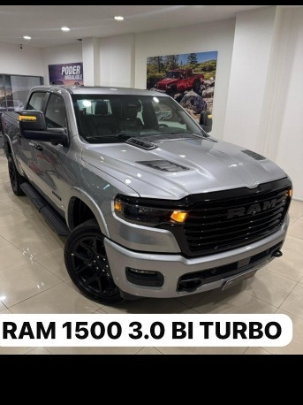 Ram 1500 Laramie 4x4 Night Edition At8