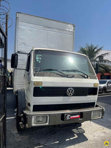 Imagem 1 de 7 de Volkswagen 12140