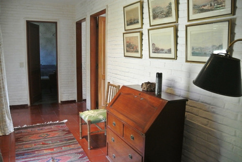 Casa En Venta / 5 Dorm / Punta Del Este / Golf / At2 6380