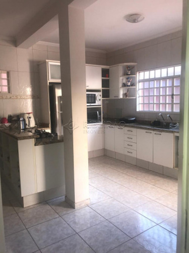 Imagem 2 de 10 de Casas - Ref: V3784