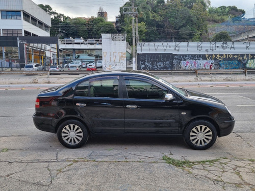 Imagem 10 de 13 de Volkswagen Polo Sedan 1.6 Total Flex 4p 2006