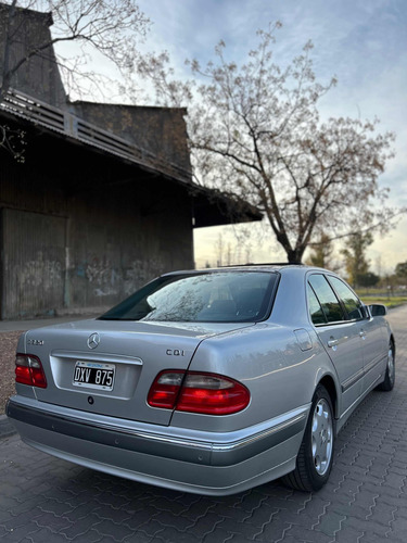 Mercedes-Benz Clase E 3.2 E320 Cdi Elegance Plus At