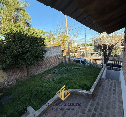 Lote Con Casa A Reciclar Mas Departamento En Venta