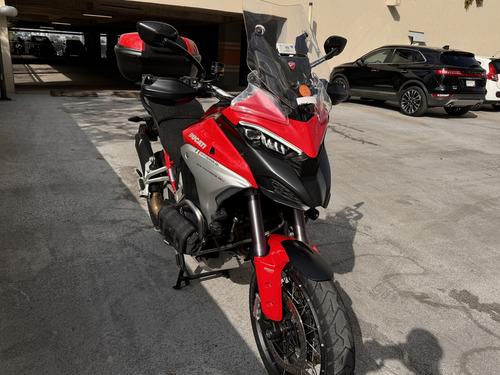 Multistrada V4 Versión Más Equipada