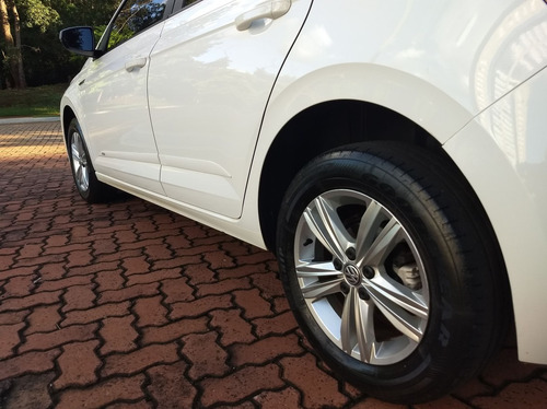 Imagem 4 de 9 de Volkswagen Polo 1.0 200 Tsi Comfortline