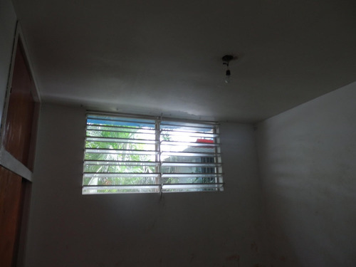 Dennymar, Alquila Casa Con Fines Comerciales, Ubicada Al Este De La Ciudad, Donde Podras Ambientar Y Adecuar A Tu Requerimiento 300mts2 Para Tu Empresa O Negocio, Contactame B5aa5a4