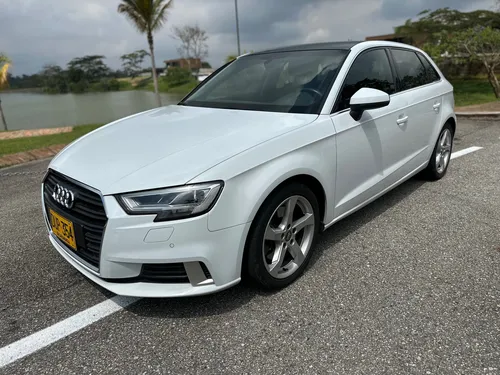 Audi A3 2.0 Attraction