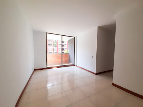 Apartamento En Venta En Envigado Sector Camino Verde