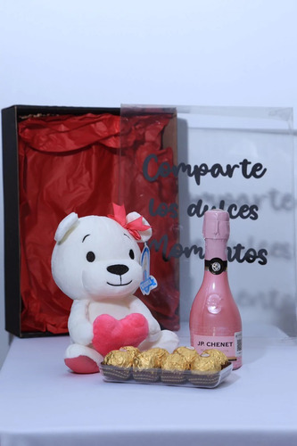 Imagen 2 de 3 de Caja Regalo Osito, Chocolates Y Botellita