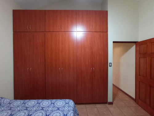 Imagen 28 de 30 de Vendo Belleza De Casa Ubicada En Esquina, 4 Dormitorios, Alta Plusvalia Y Seguridad