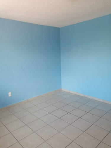 Imagen 11 de 13 de Casa En Renta De 3 Hab Uso De Suelo Comercial Cerca Del Cent