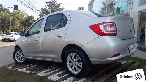 Imagem 2 de 9 de Logan 1.6 16v Sce Flex Zen Manual