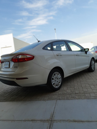 Imagen 7 de 15 de Ford Fiesta 1.6 S Sedan At 2016