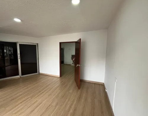 Oficina En Arriendo En San Vicente. Cod A8014523