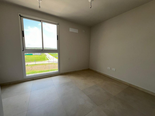 Housing Del Boulevard - Docta - 2 Dorm. Con Cochera - Apto Credito Bancor