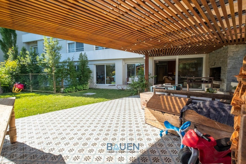 Imagen 6 de 12 de Apartamento En Barrio Parques