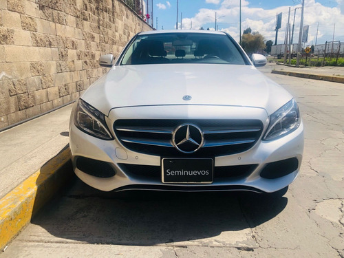 Imagen 3 de 13 de Mercedes Benz C200 2018