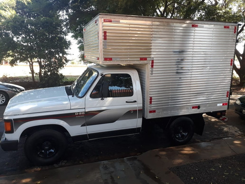 Chevrolet D20 Custon