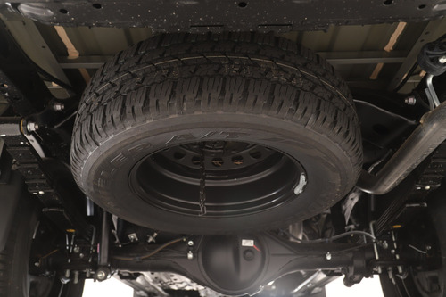 Toyota Hilux Pick-up 2.8 Cd Sr 204cv 4x4 Mt