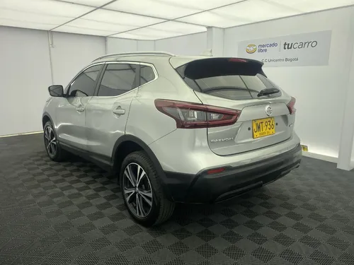 Nissan Qashqai 2.0 Advance 142 hp