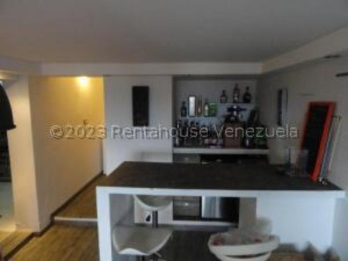 #23-25048 Bello Townhouse Ubicado En Loma Linda