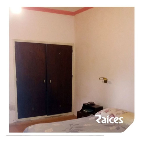 Casa En Venta De 3 Dormitorios En Otros Barrios