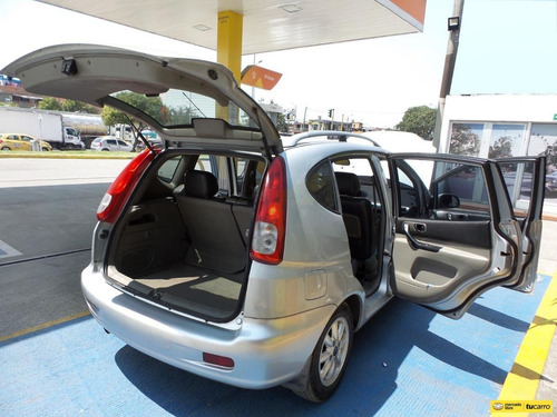 Imagen 13 de 25 de Chevrolet Vivant Lt