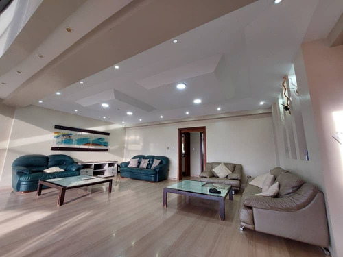 Imagen 19 de 26 de Fernando Guerrero Vende Penthouse En Res. Lexcellent