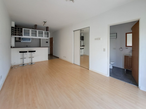 Thorne 400, Caballito Sur, Luminoso, Caba,