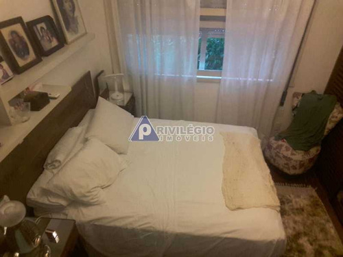 Cobertura À Venda, 2 Quartos, 1 Suíte, 1 Vaga, Ipanema - Rio De Janeiro/rj - 21576