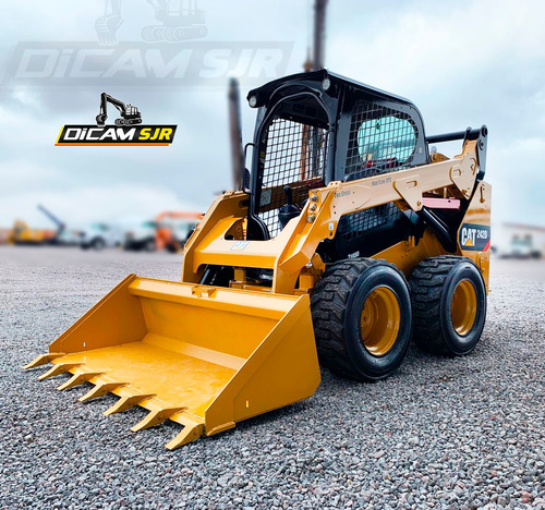 Minicargador Caterpillar 242d Año 2016 Seminuevo
