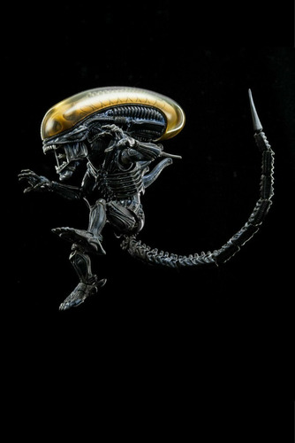 Alien Herocross The Alien Hybrid Metal Figura (Usado)