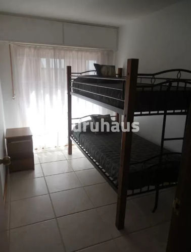 Apartamento Rambla, 3 Dormitorios