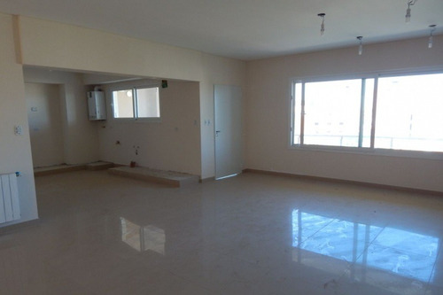 Imagen 5 de 14 de Piso En Venta En Haedo Centro Norte