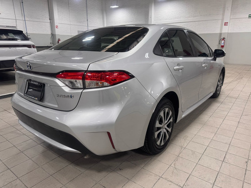 Toyota Corolla 1.8 Hybrid At