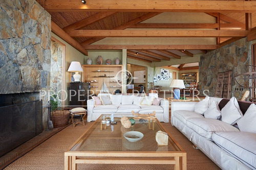 Casa Punta Pite,apta Construcción En Altura Vist...