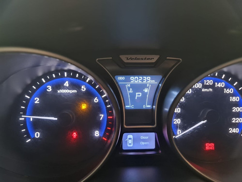 Imagem 5 de 7 de Veloster 2013 Com Teto , Baixo Km , Cautelar Aprovada