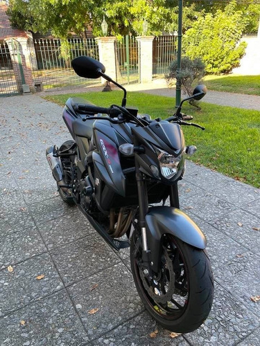 Suzuki Gsxs 750